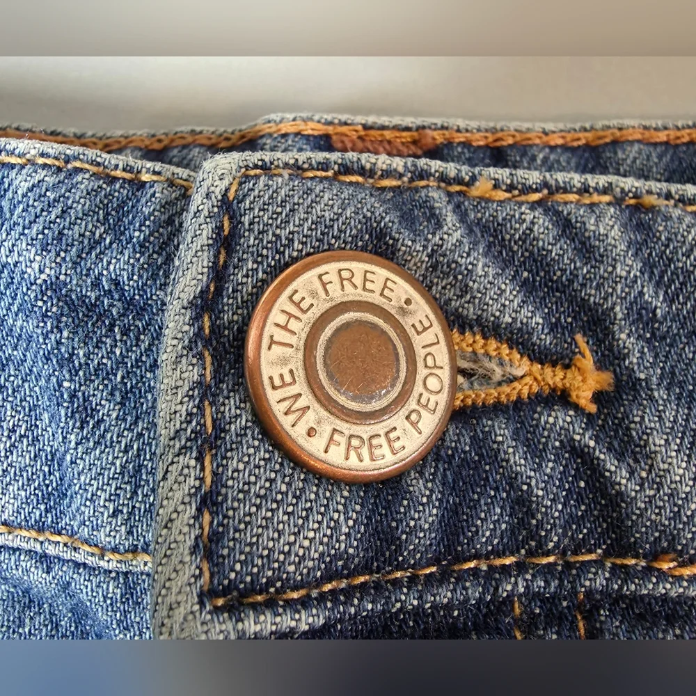 We The Free Palmer 100% Cotton Denim Jean Shorts Women's Size 29